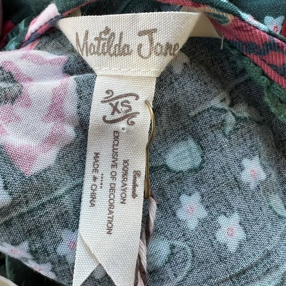 NWT Matilda Jane Yesteryear Floral Button Up Blouse Tunic Women's Size XS - Picture 3 of 3